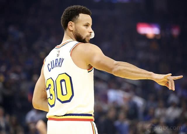 赛事直播-库里连续8次入选nba最佳阵容 勇士队史第一位