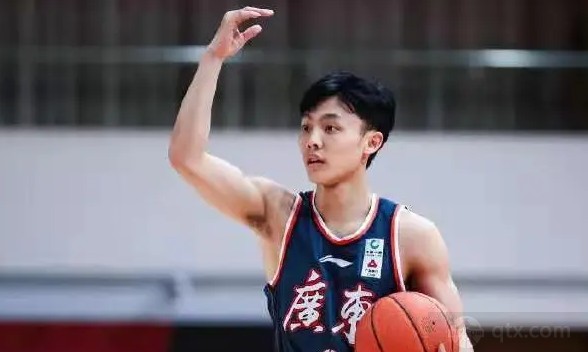 赛事直播-广东男篮的杰夫有多高？附上杰夫的个人信息和简介