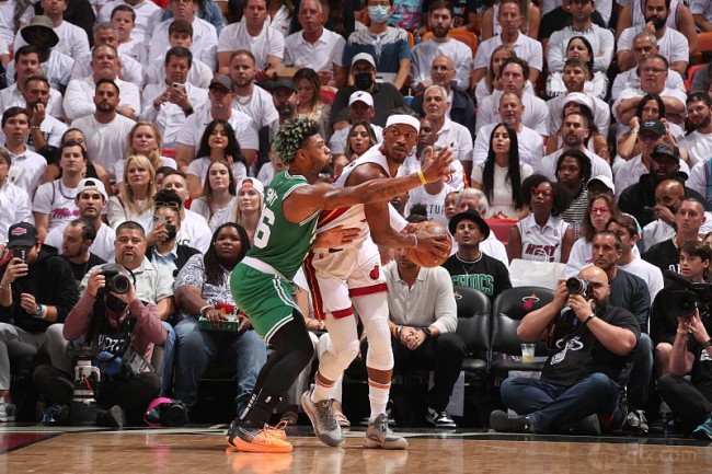 赛事直播-nba今日比赛形势热火96-100凯尔特人塔图姆26分10篮板巴特勒35分