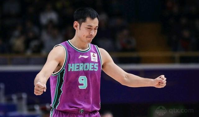 赛事直播-助教被张庆鹏命令临时带领天津男篮集训